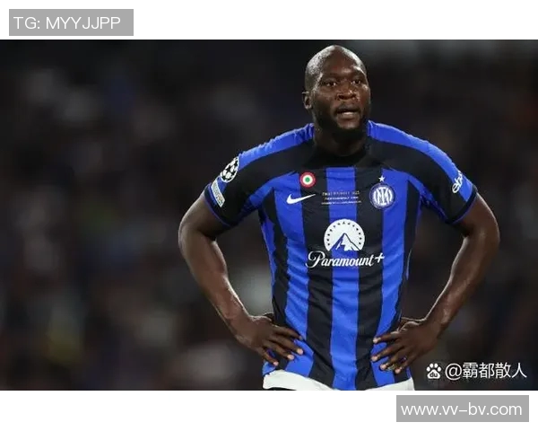 罗马俱乐部正式租借维拉前锋马伦并附带买断条款球员将身披14号战袍 罗马俱乐部正式租借维拉前锋马伦并附带买断条款球员将身披14号战袍