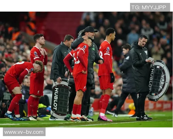 范戴克回应更衣室不和传闻强调利物浦团结一致不惧外界批评 范戴克回应更衣室不和传闻强调利物浦团结一致不惧外界批评