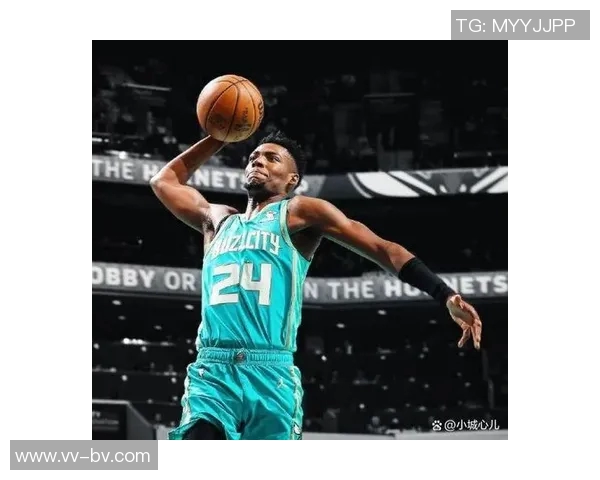 布兰登米勒表现出色17投9中砍下并列最高26分三分球命中率高达50